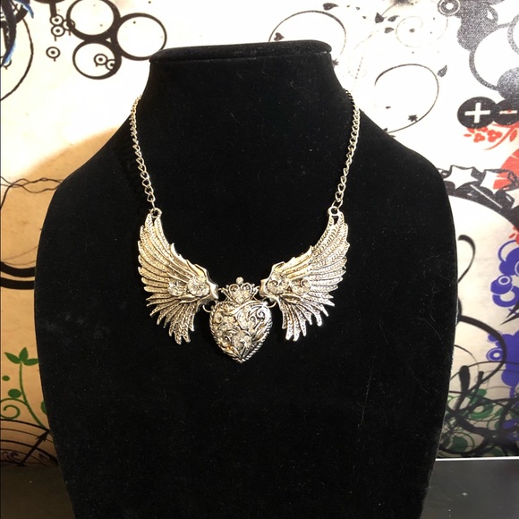 🌸🌹3 for $15 Jewelry🌷🌺 - Picture 1 of 3